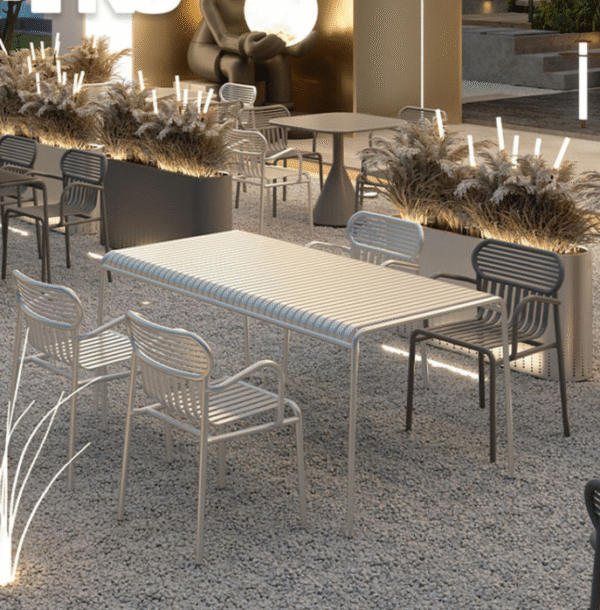 Modern comfort Out door chairs