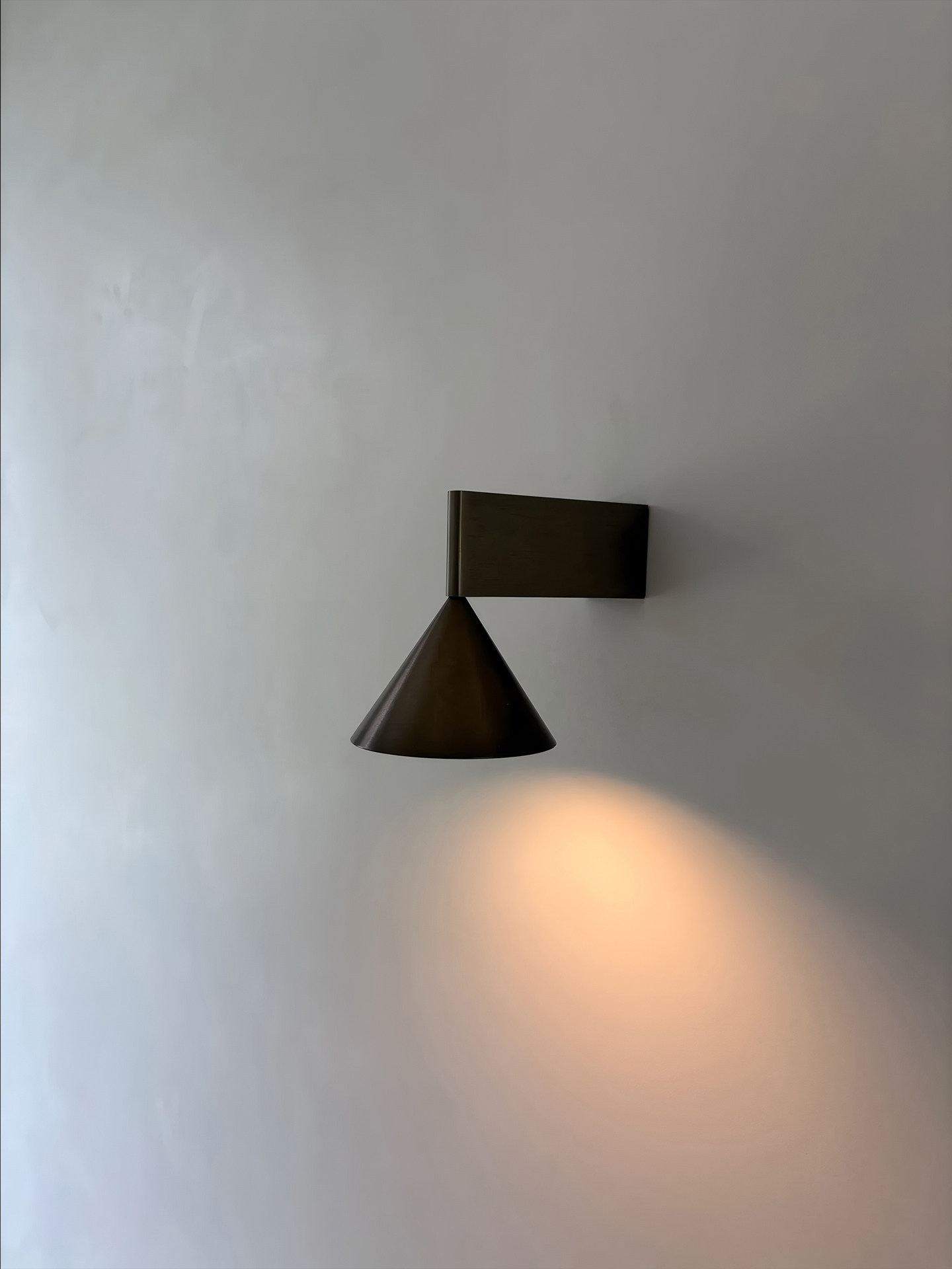 Aluminium Cone Wall Sconce | Brushed Silver & Black | 5W Tri-Colour | Bedroom Corridor | Bulk Supply 6